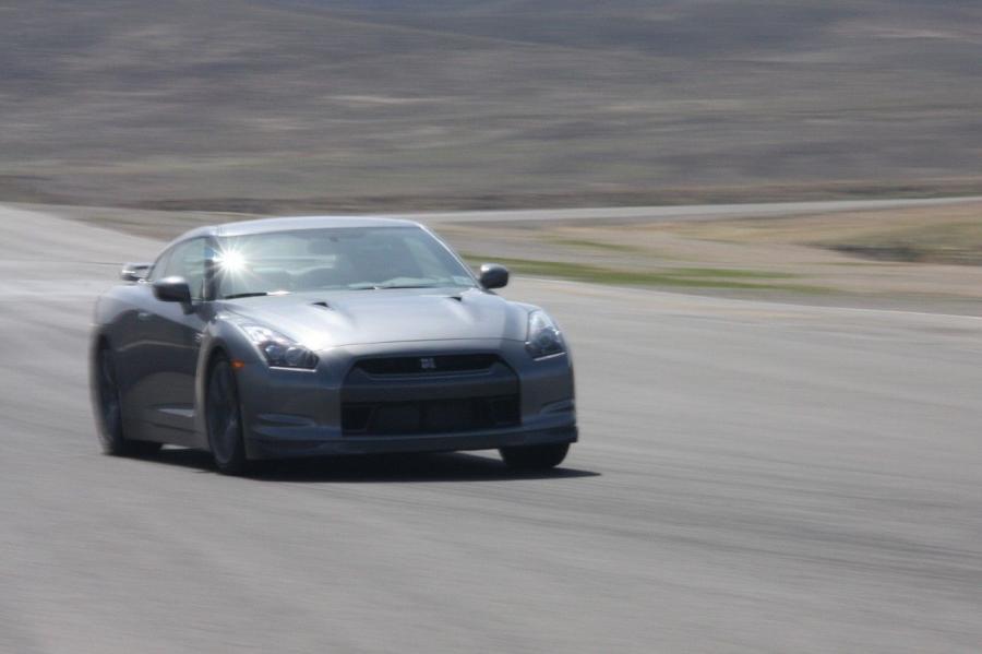  Nissan GT-R 2007 года  (фото 363 из 480)
